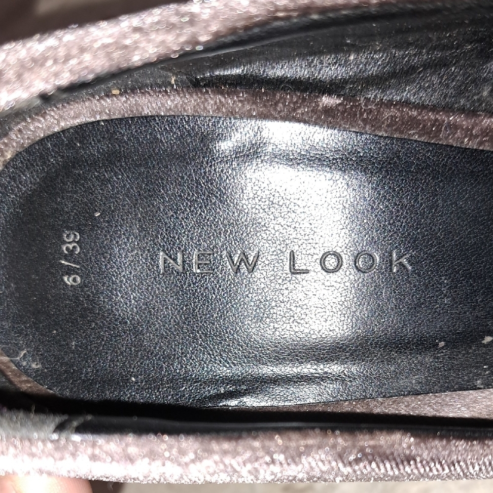 New Look Dark Brown Velvet Women's Heels - Picture 2 of 4
